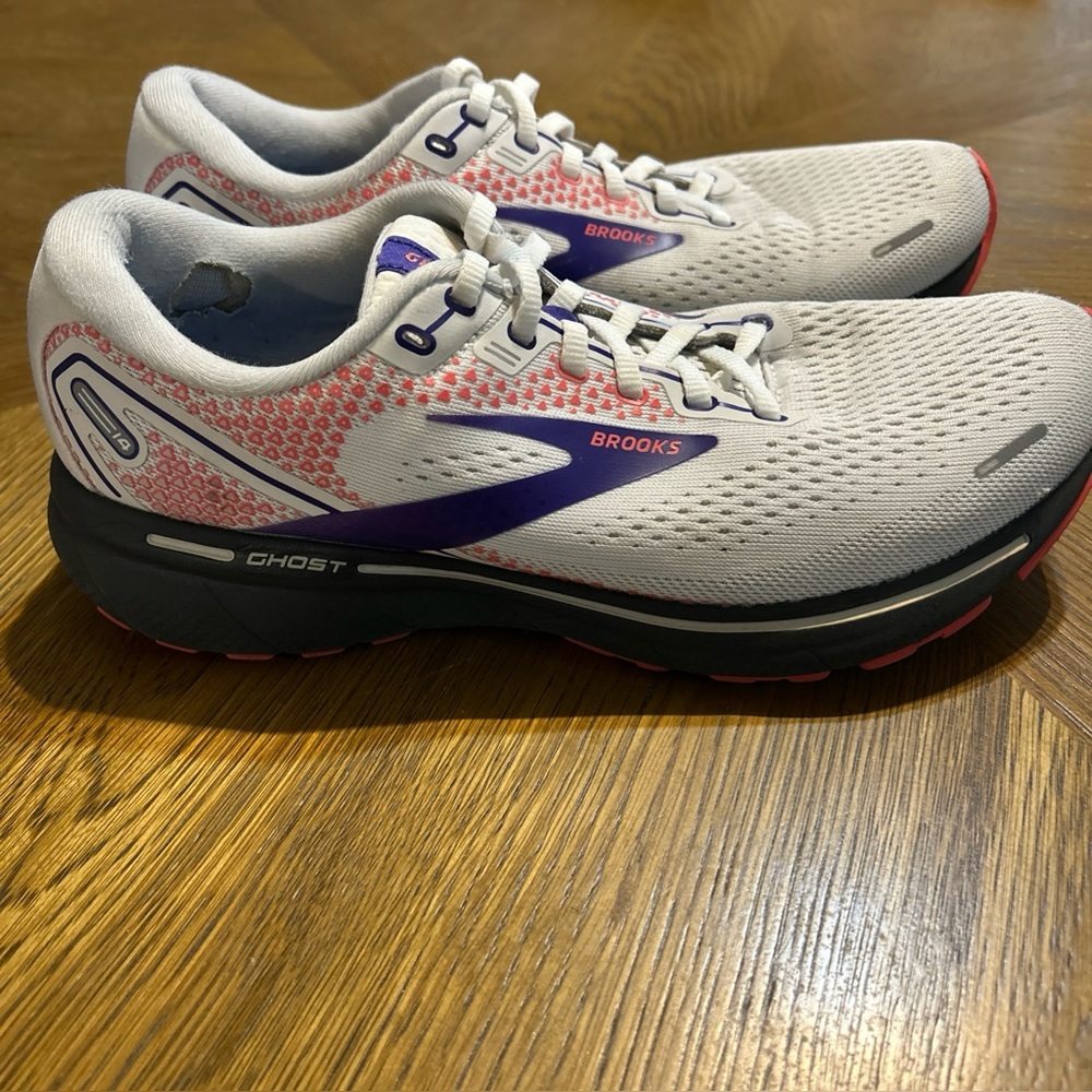 Brooks Women's Ghost 14 Running Shoe - White/Purple/Coral 1203561B192 Size 9